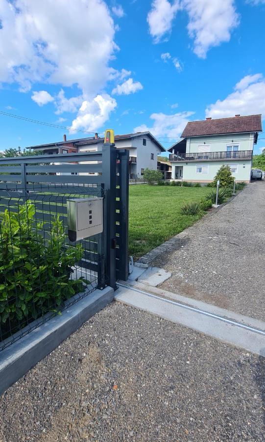 Apartman Lena Tusilovic Exterior photo