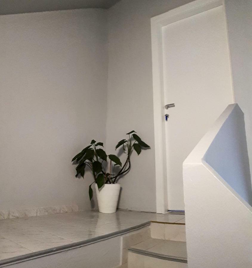 Apartman Lena Tusilovic Exterior photo